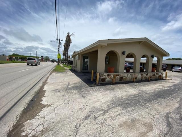 Texas Inn Сегиин Екстериор снимка
