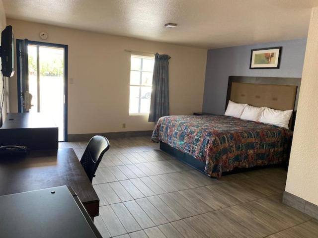 Texas Inn Сегиин Екстериор снимка